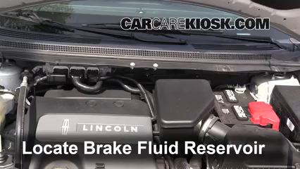 2011 Lincoln MKX 3.7L V6 Liquide de frein Contrôler le niveau de liquide de frein
